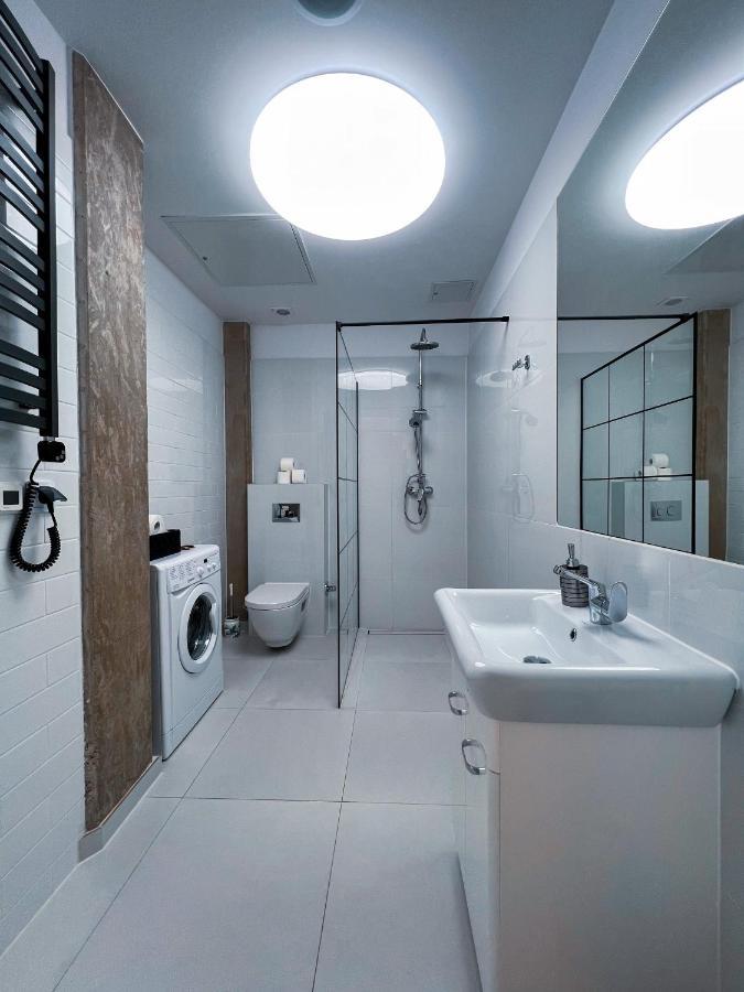 Mojemiedzyzdroje Lu 8B - Luksusowy Apartament 100 Metrow Od Morza Exterior foto